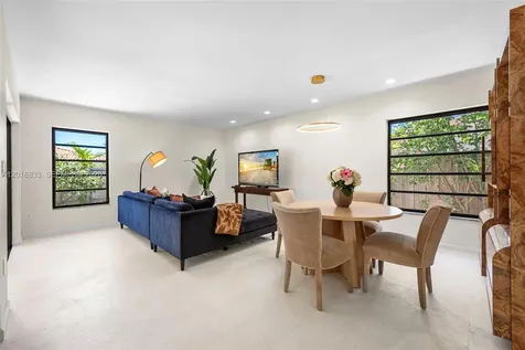 8922 SW 10th Terrace Miami FL 33174