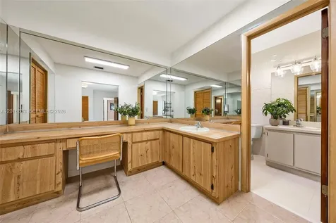 8922 SW 10th Terrace Miami FL 33174