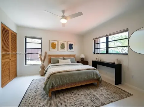8922 SW 10th Terrace Miami FL 33174