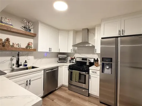 6517 SW 116th Place Miami FL 33173