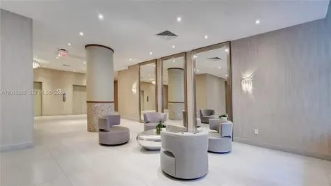 5401 Collins Avenue Miami Beach FL 33140