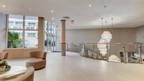5401 Collins Avenue Miami Beach FL 33140