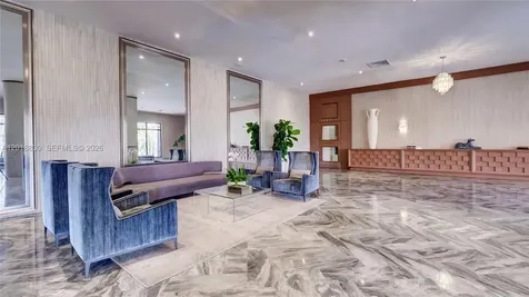 5401 Collins Avenue Miami Beach FL 33140