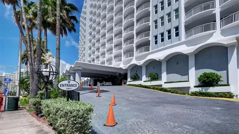 5401 Collins Avenue Miami Beach FL 33140