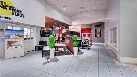 5401 Collins Avenue Miami Beach FL 33140