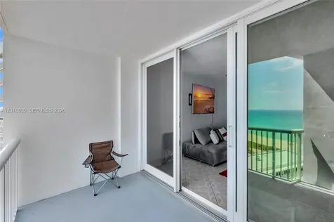 5401 Collins Avenue Miami Beach FL 33140