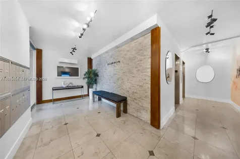 7133 Bay Drive Miami Beach FL 33141