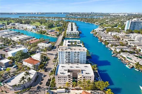 7133 Bay Drive Miami Beach FL 33141