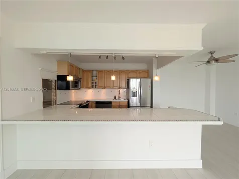7133 Bay Drive Miami Beach FL 33141