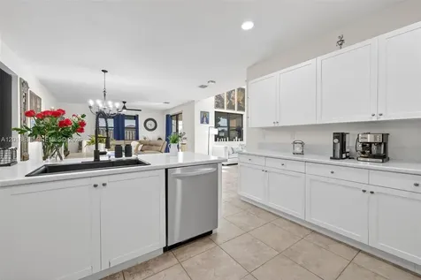 2542 NE 1st Street Homestead FL 33033