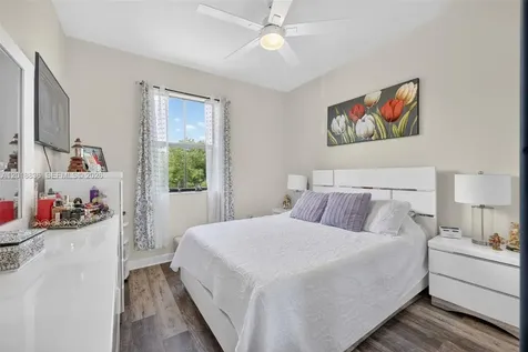 2542 NE 1st Street Homestead FL 33033