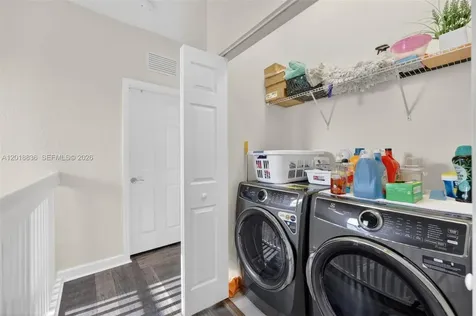 2542 NE 1st Street Homestead FL 33033