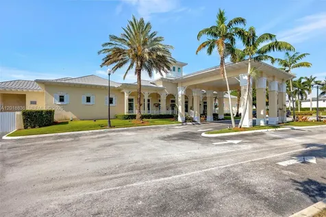 2542 NE 1st Street Homestead FL 33033