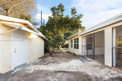 3017 Bahama Drive Miramar FL 33023