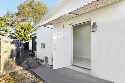 3017 Bahama Drive Miramar FL 33023