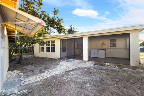 3017 Bahama Drive Miramar FL 33023