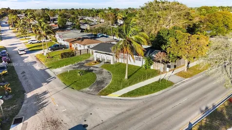 3017 Bahama Drive Miramar FL 33023