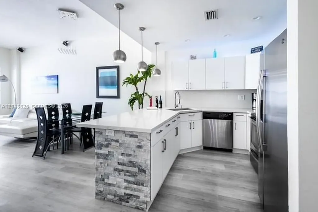3725 S Ocean Drive Hollywood FL 33019