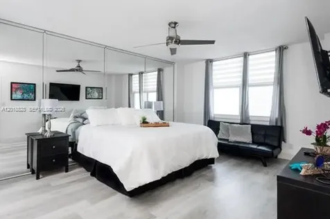 3725 S Ocean Drive Hollywood FL 33019
