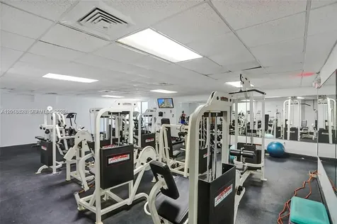 3725 S Ocean Drive Hollywood FL 33019