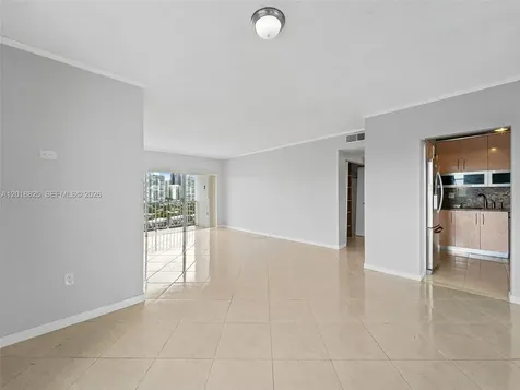 500 Bayview Drive Sunny Isles Beach FL 33160