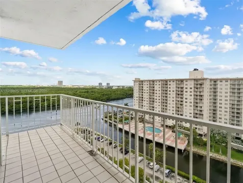 500 Bayview Drive Sunny Isles Beach FL 33160