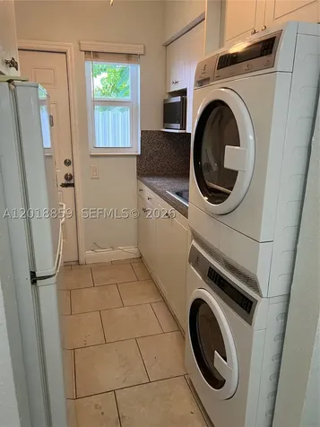 7921 Abbott Avenue Miami Beach FL 33141