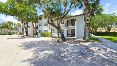 7115 NW 179th Street Hialeah FL 33015