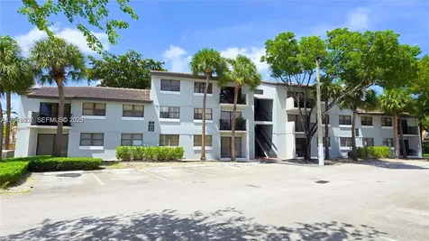 7115 NW 179th Street Hialeah FL 33015