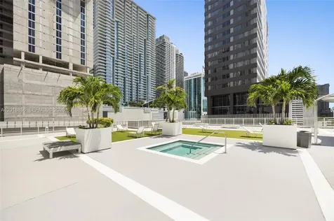 690 SW 1st Court Miami FL 33130
