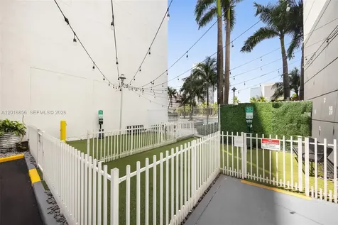 690 SW 1st Court Miami FL 33130