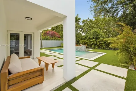 725 NE 76th Street Miami FL 33138