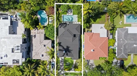 725 NE 76th Street Miami FL 33138
