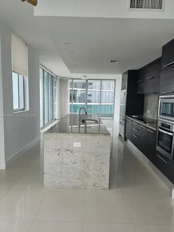 Miami FL 33132
