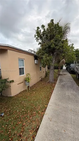 10260 SW 182nd Street Miami FL 33157