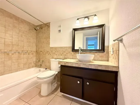 2771 Taft Street Hollywood FL 33020