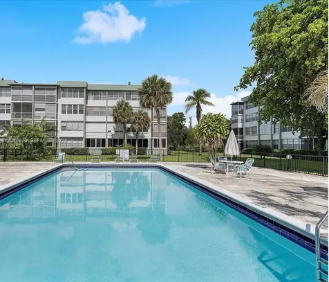 2771 Taft Street Hollywood FL 33020