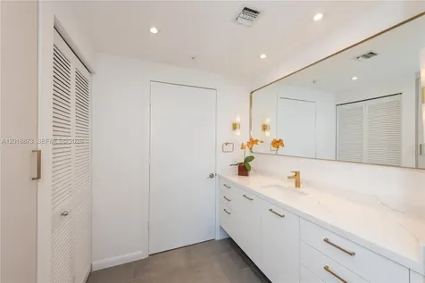 848 Brickell Key Drive Miami FL 33131