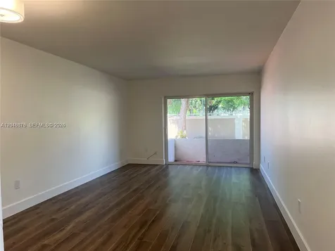 7775 SW 86th Street Miami FL 33143