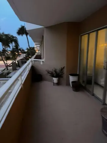 1985 S Ocean Drive Hallandale Beach FL 33009