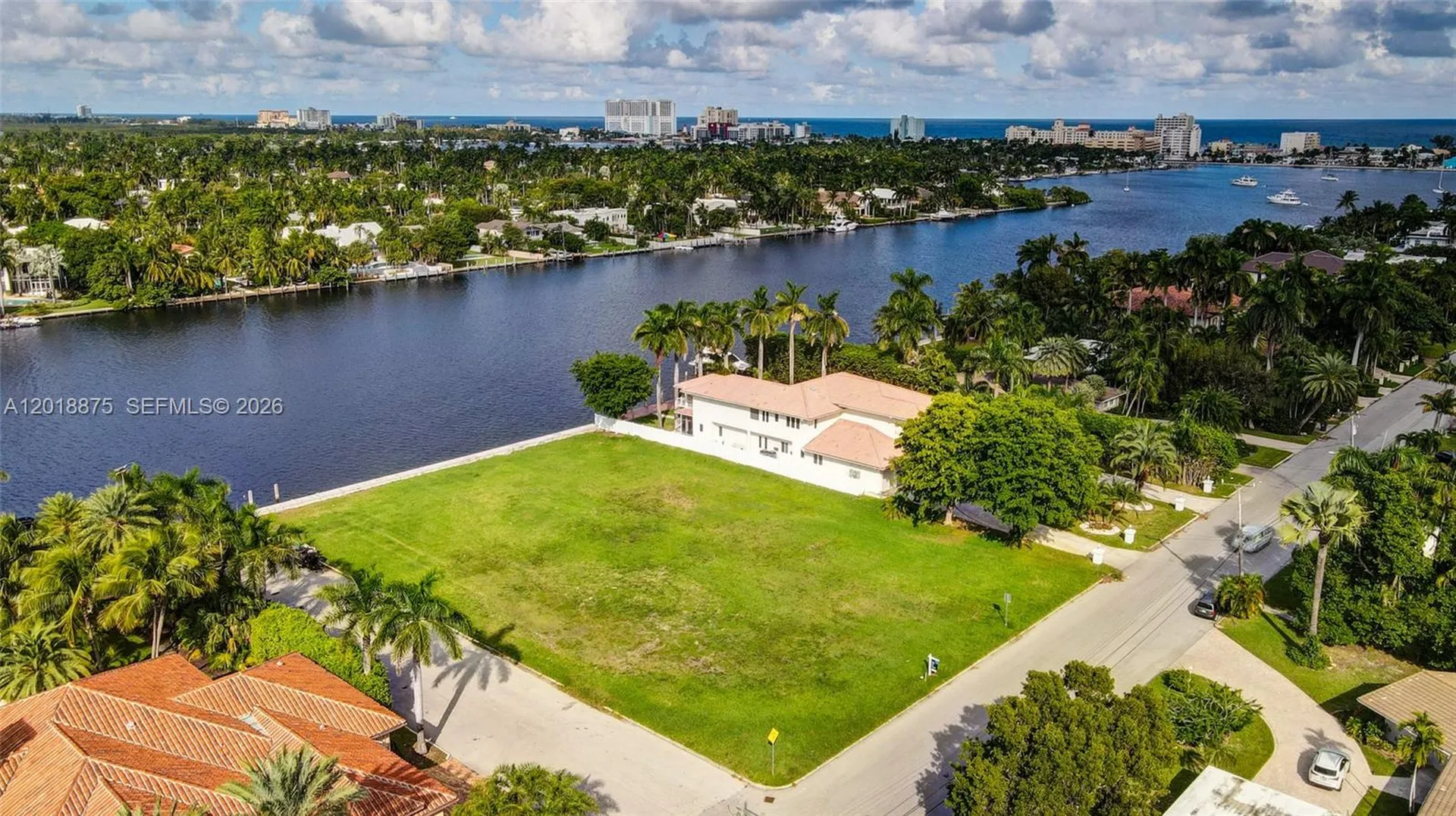 1051 S Southlake Drive Hollywood FL 33019