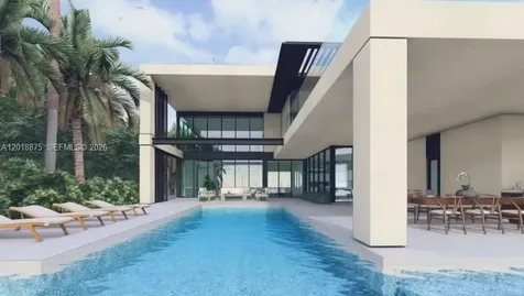 1051 S Southlake Drive Hollywood FL 33019