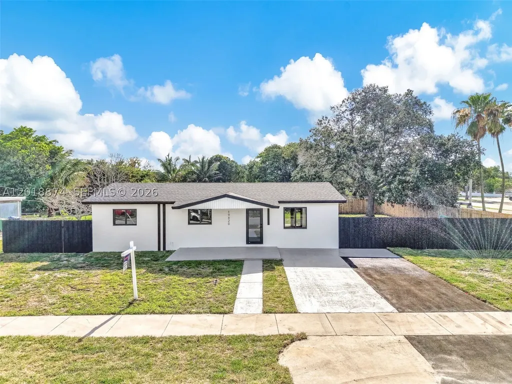 19820 NW 39th Avenue Miami Gardens FL 33055