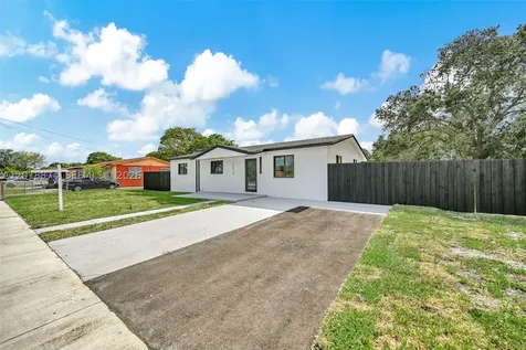 19820 NW 39th Avenue Miami Gardens FL 33055