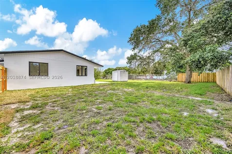 19820 NW 39th Avenue Miami Gardens FL 33055