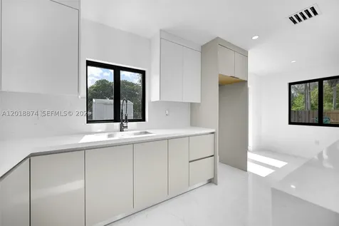 19820 NW 39th Avenue Miami Gardens FL 33055