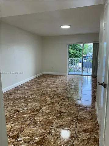 2780 W 76th Street Hialeah FL 33016