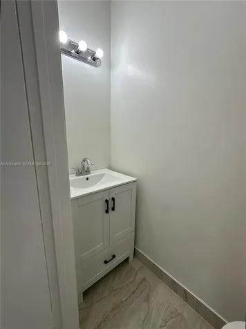 2780 W 76th Street Hialeah FL 33016