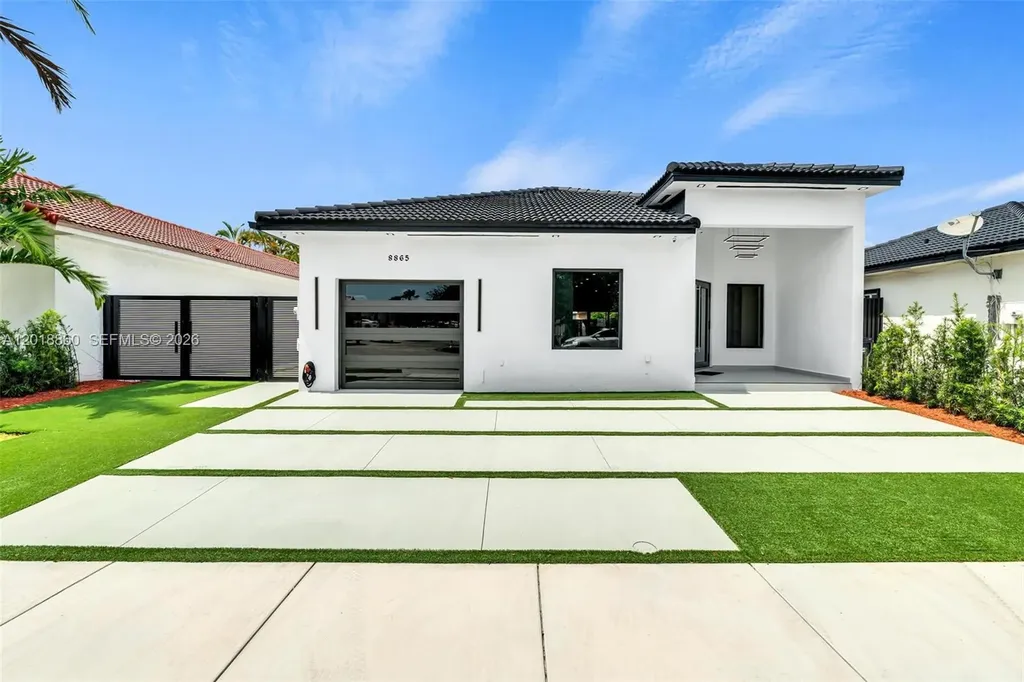 8865 NW 148th Terrace Miami Lakes FL 33018