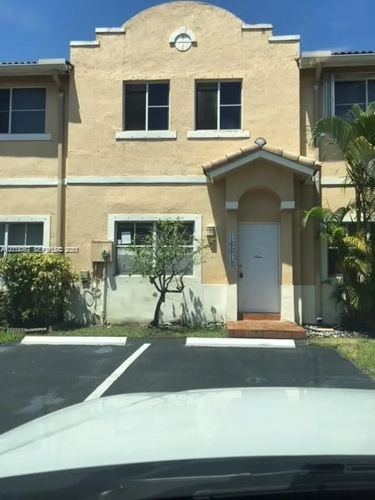 16614 NW 72nd Place Miami Lakes FL 33014